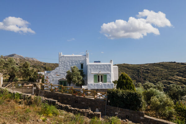 Giampoura Estate