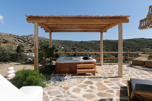 Giampoura Estate