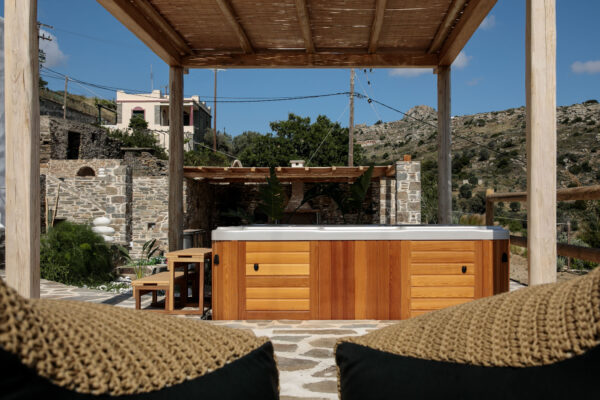 Giampoura Estate