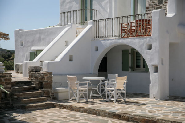 Giampoura Estate