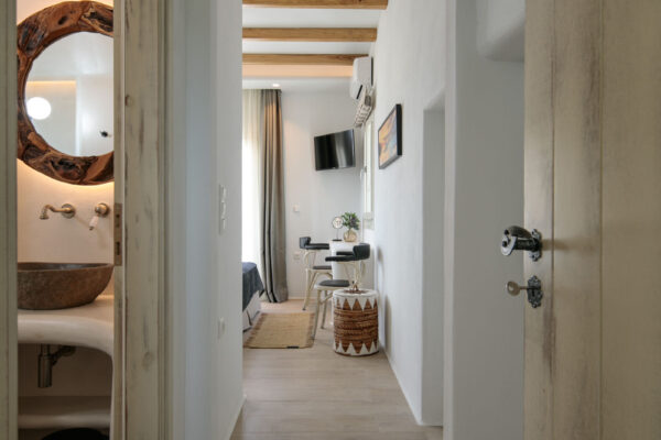 Giampoura Estate